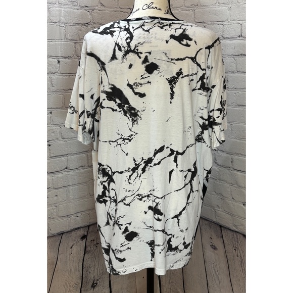 Seven Souls Men’s 23 Graphic Marbled Print T-Shirt (Size 3XL) - Picture 4 of 7